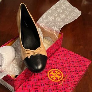 Tory Burch Tan and Black Loafers